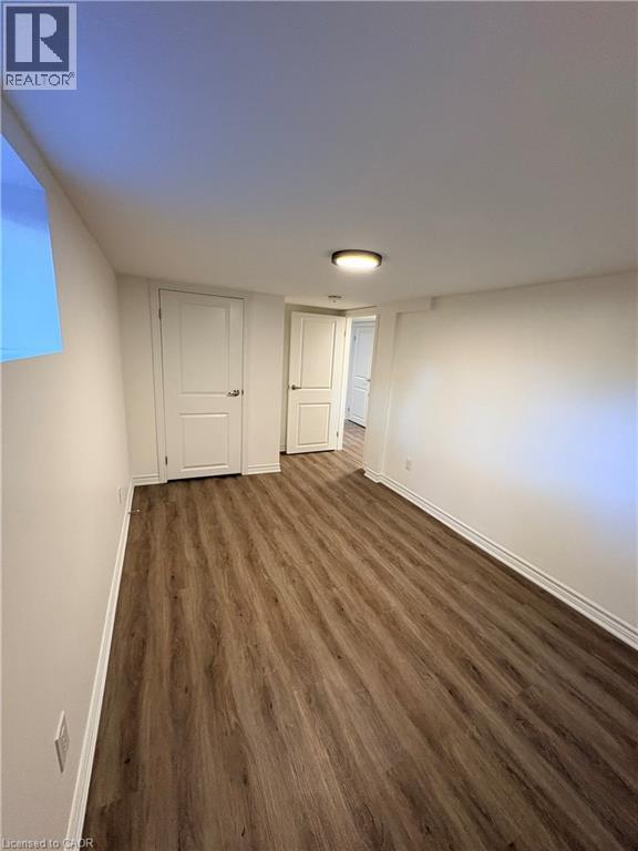 9 East 33rd Street Unit# Lower, Hamilton, Ontario  L8V 3S9 - Photo 9 - 40869727