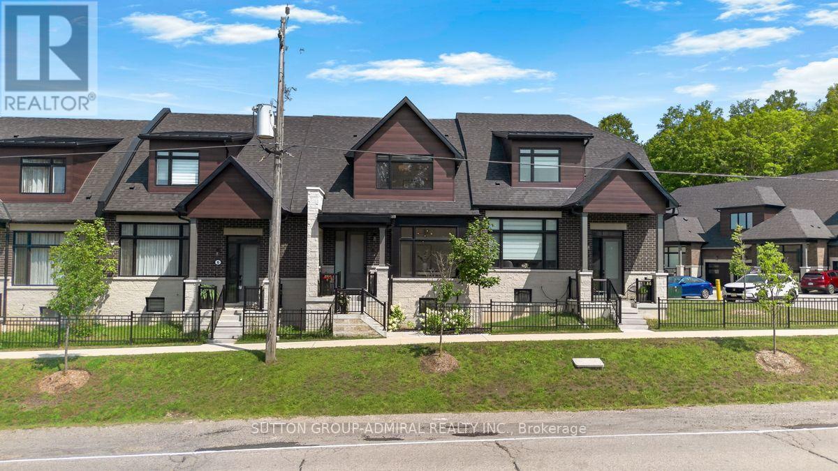 4 VERN ROBERTSON GATE, Uxbridge, Ontario