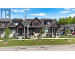 4 VERN ROBERTSON GATE, Uxbridge, Ontario