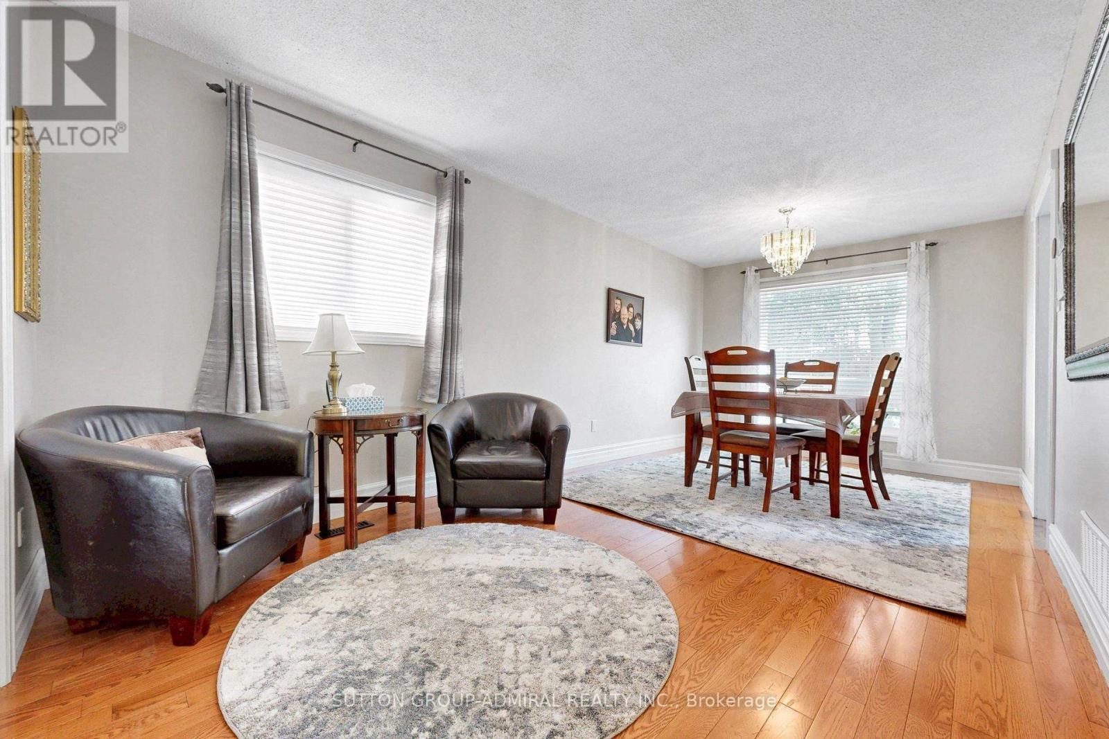 43 Berwick Crescent, Richmond Hill, Ontario  L4C 0B8 - Photo 13 - N13872856