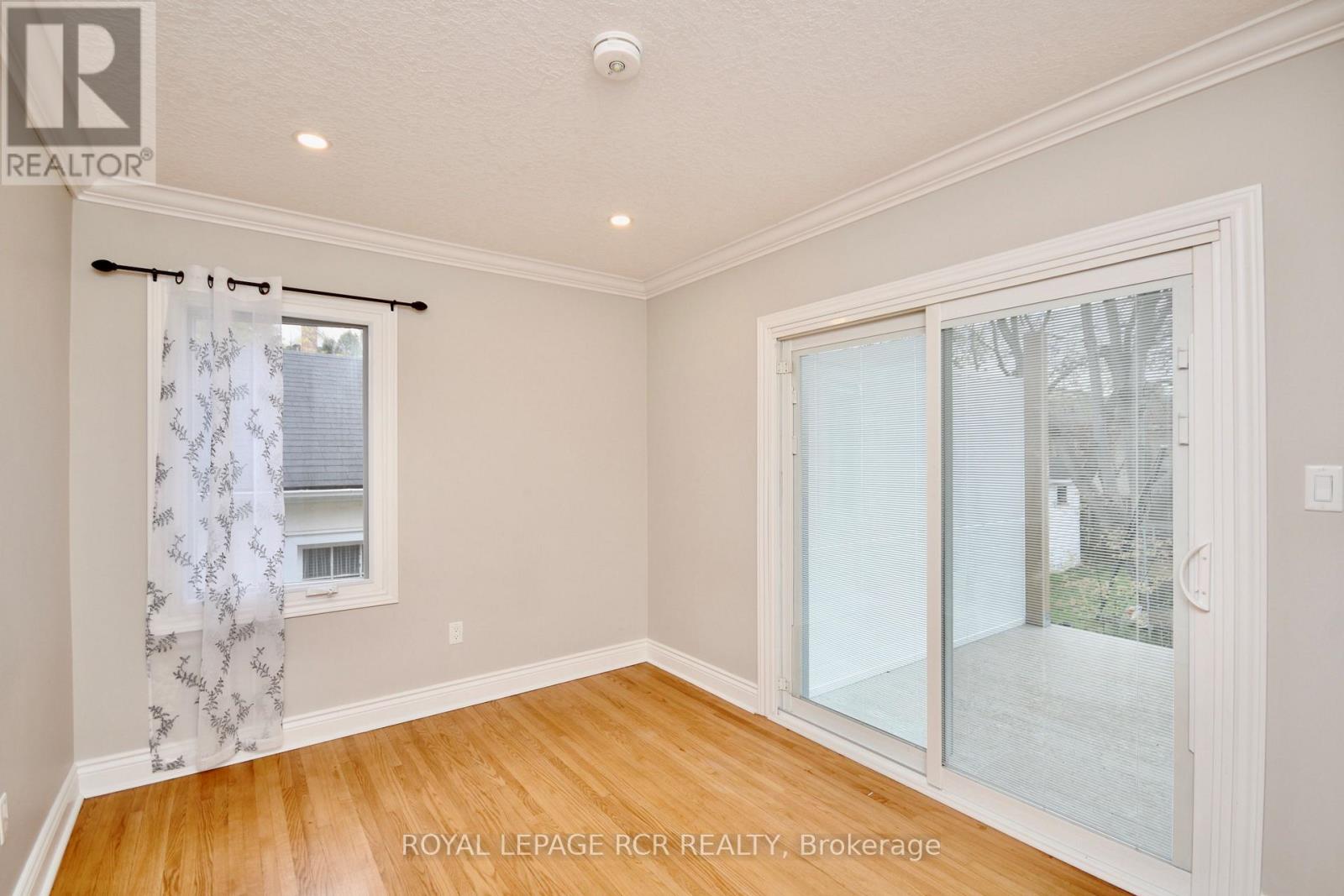 52 Drury Lane, Barrie, Ontario  L4M 3C8 - Photo 13 - S13872902