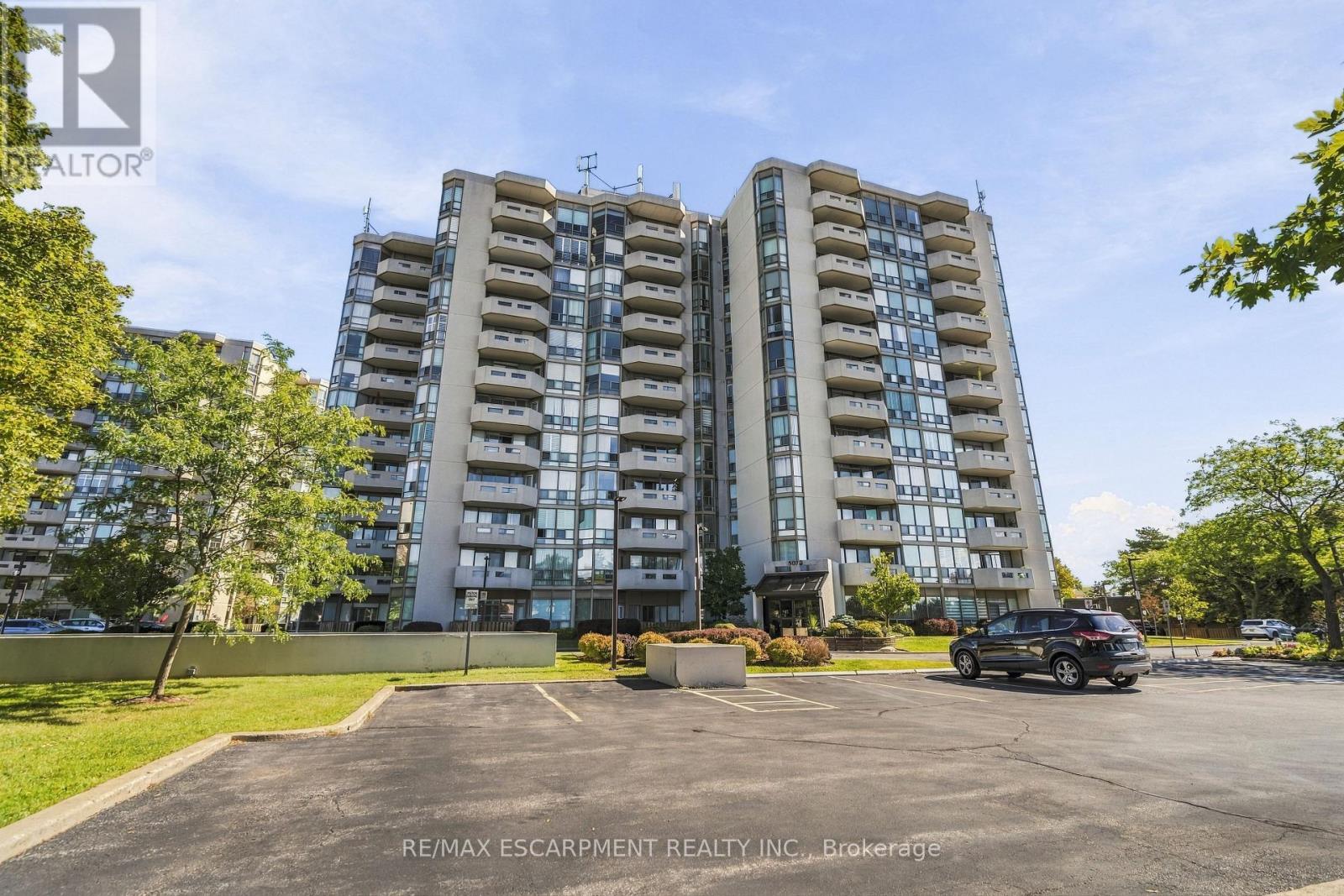 302 - 5070 Pinedale Avenue, Burlington, Ontario  L7L 5V6 - Photo 2 - W13872762