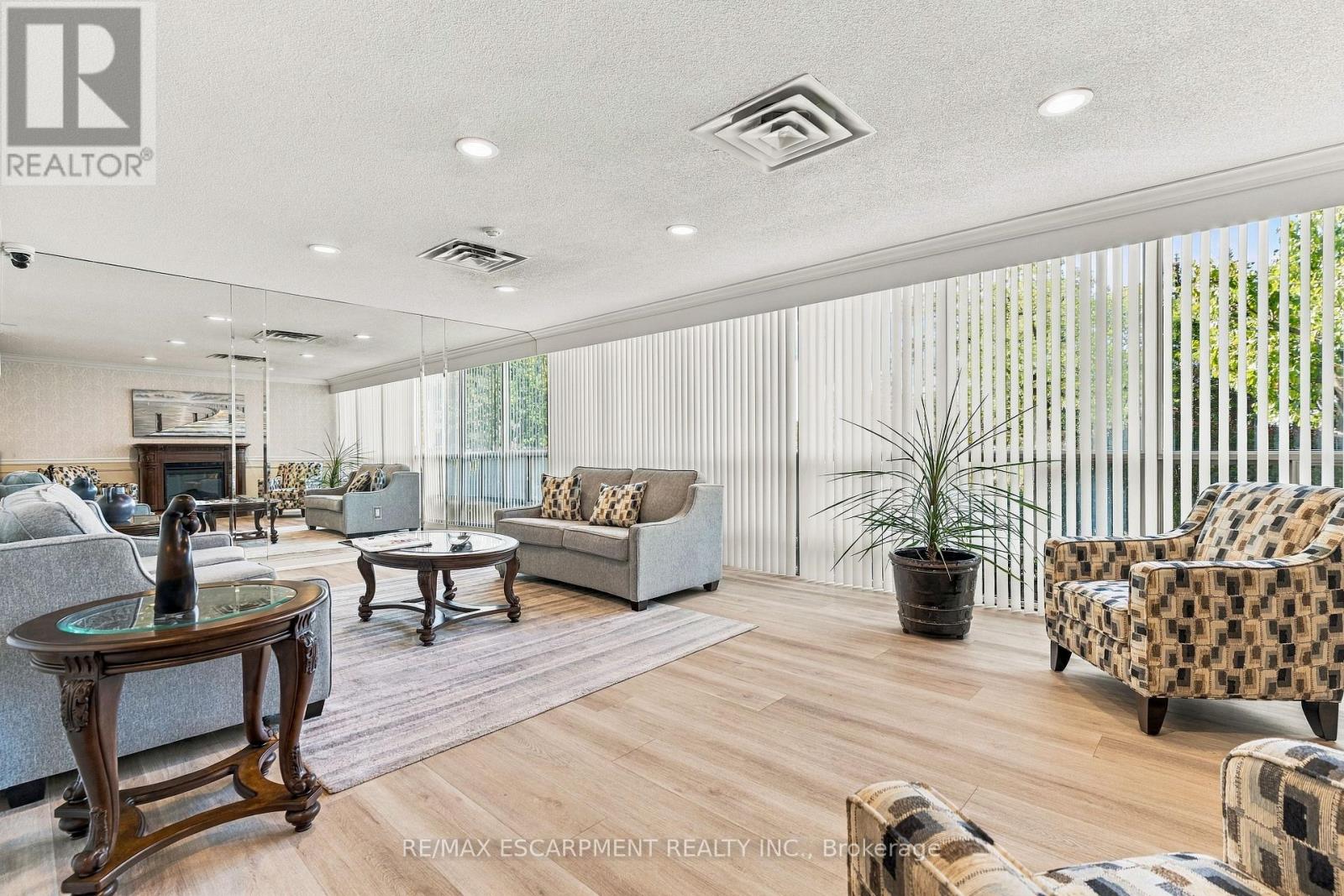 302 - 5070 Pinedale Avenue, Burlington, Ontario  L7L 5V6 - Photo 6 - W13872762