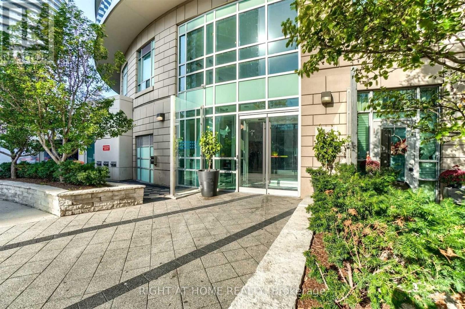 1508 - 80 Absolute Avenue, Mississauga, Ontario  L4Z 0A5 - Photo 3 - W13872764