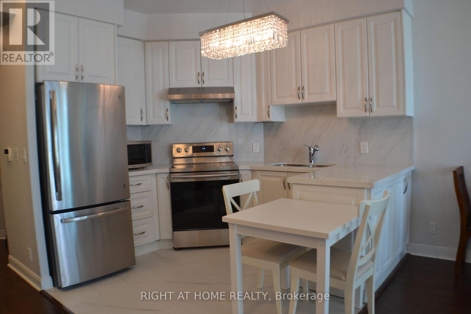 1508 - 80 Absolute Avenue, Mississauga, Ontario  L4Z 0A5 - Photo 6 - W13872764