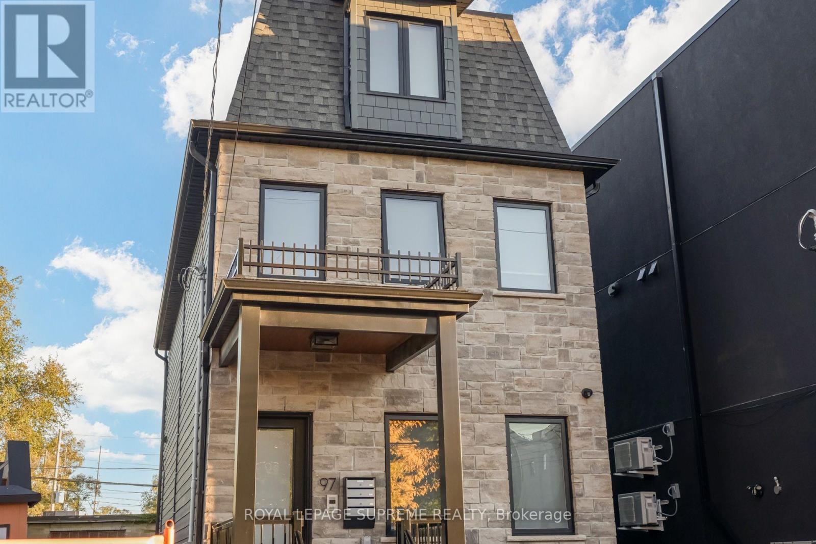 2 - 97 Bernice Crescent, Toronto, Ontario  M6N 1W7 - Photo 2 - W13872852