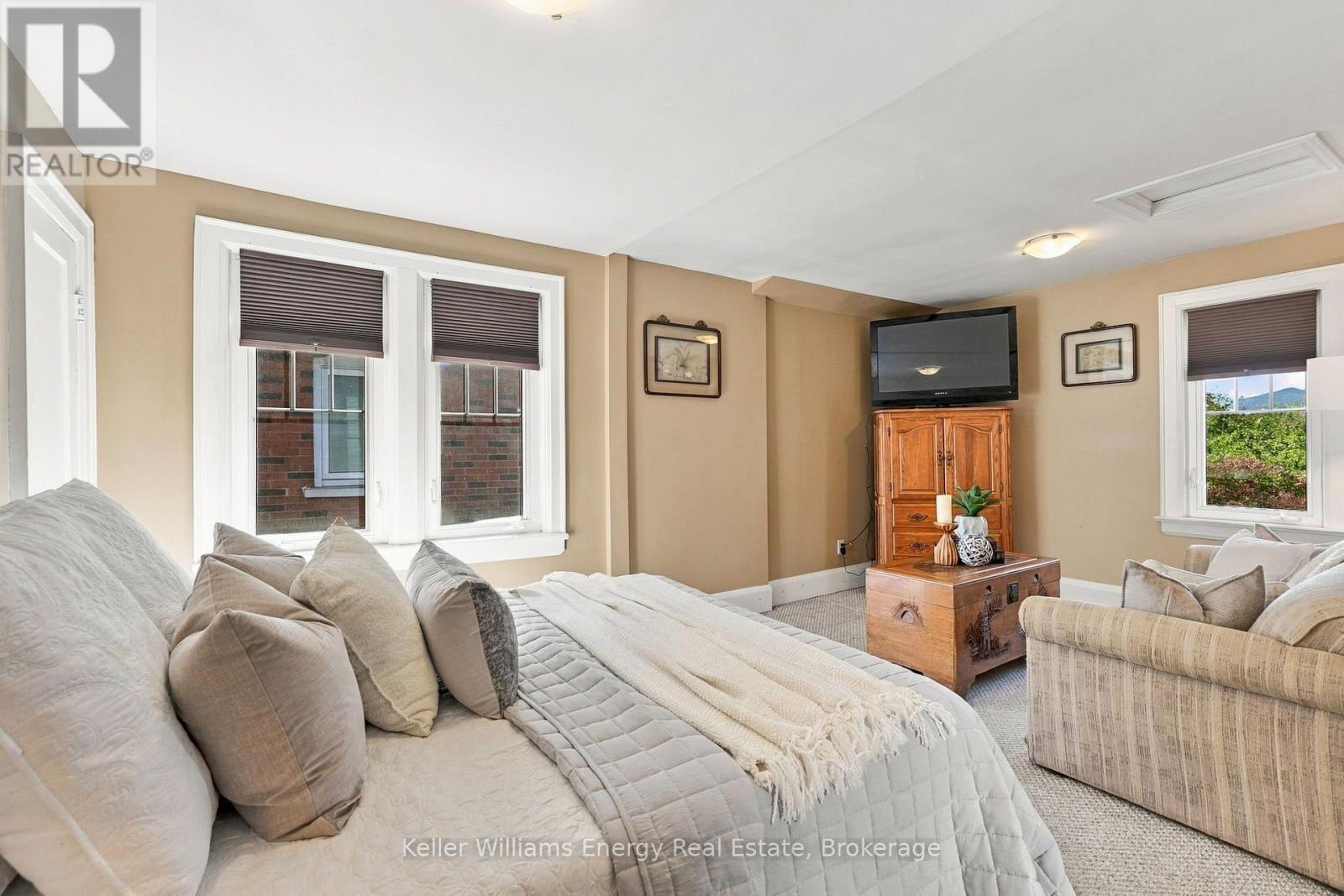 256 Grooms Avenue, Oshawa, Ontario  L1G 4A3 - Photo 15 - E13872182