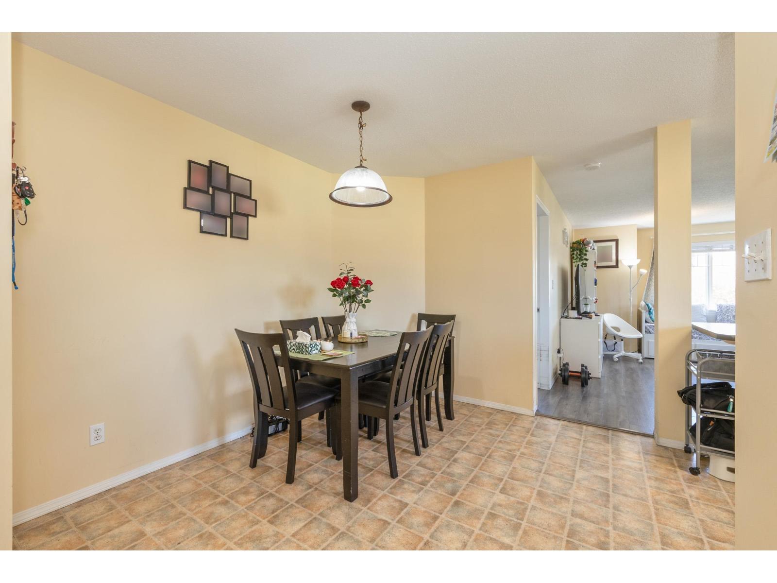 303 2350 WESTERLY STREET Abbotsford British Columbia Canada V2T6T7 3