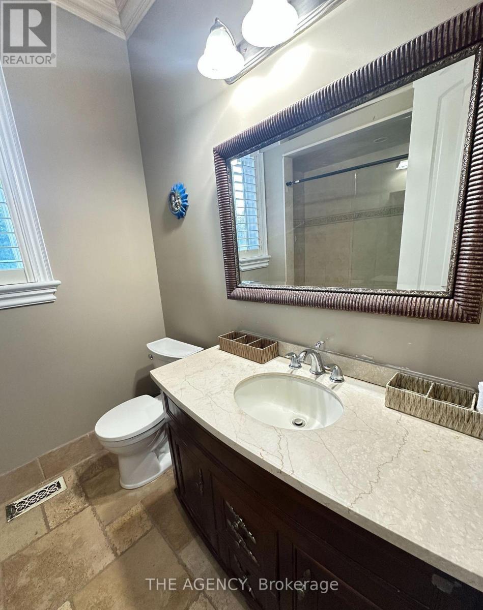 Main Floor - 83 Elm Avenue, Richmond Hill, Ontario  L4C 6K8 - Photo 9 - N13867972