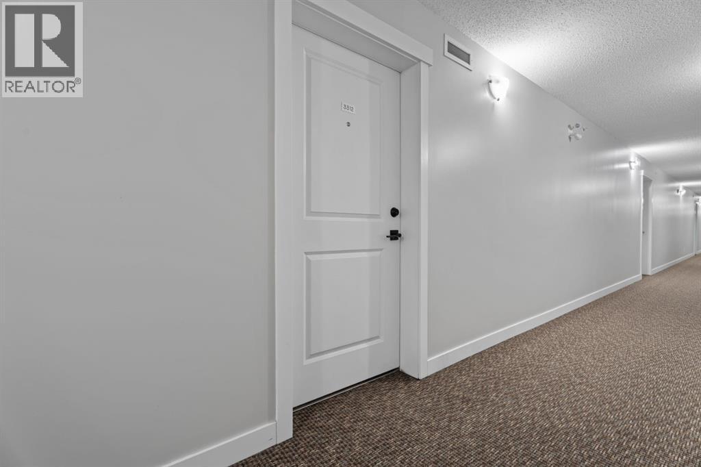 3312, 81 Legacy Boulevard Se, Calgary, Alberta  T2X 2B9 - Photo 3 - A2350890