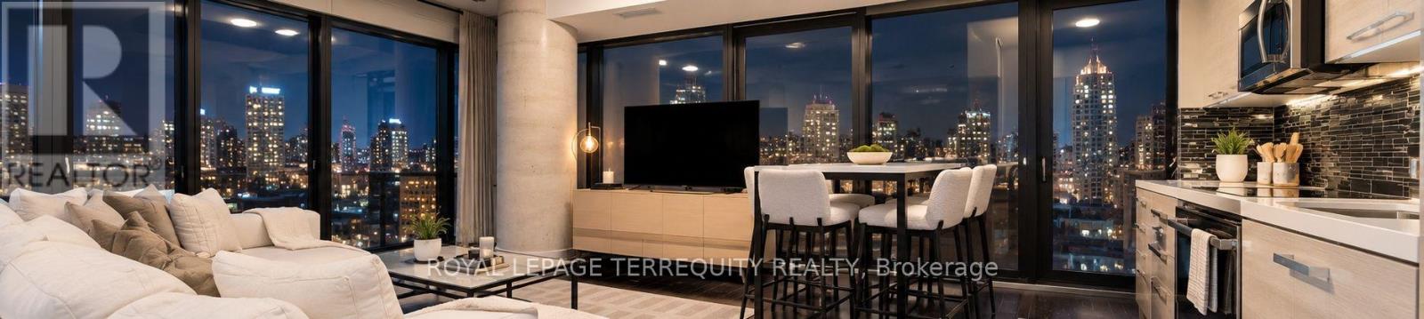 1103 - 11 Charlotte Street, Toronto, Ontario  M5V 0M6 - Photo 3 - C13866100