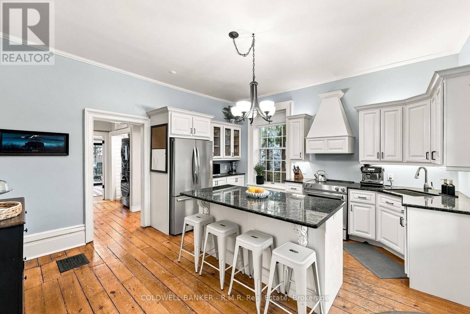 28 University Avenue W, Cobourg, Ontario  K9A 2G5 - Photo 3 - X13873006