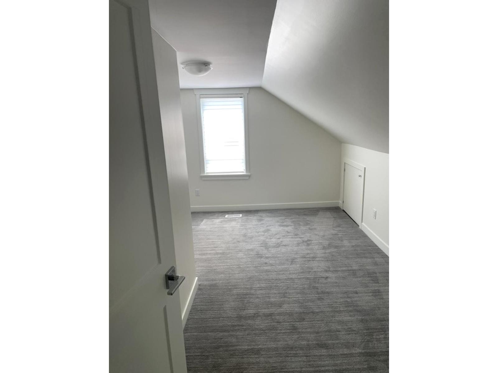 9205 CHARLES STREET|Chilliwack Proper East