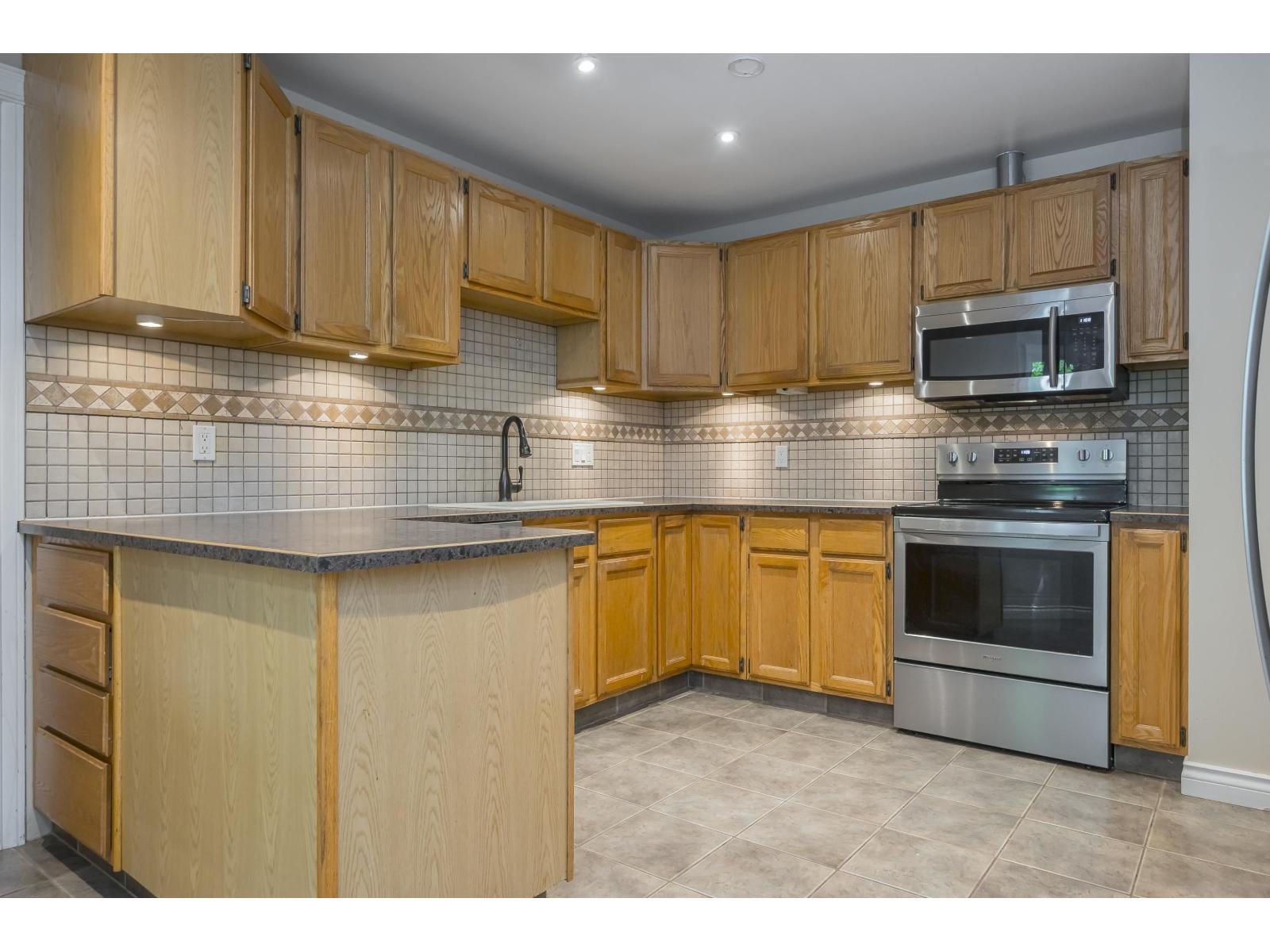 14266 Melrose Drive, Surrey, British Columbia  V3R 5R4 - Photo 12 - R3110312