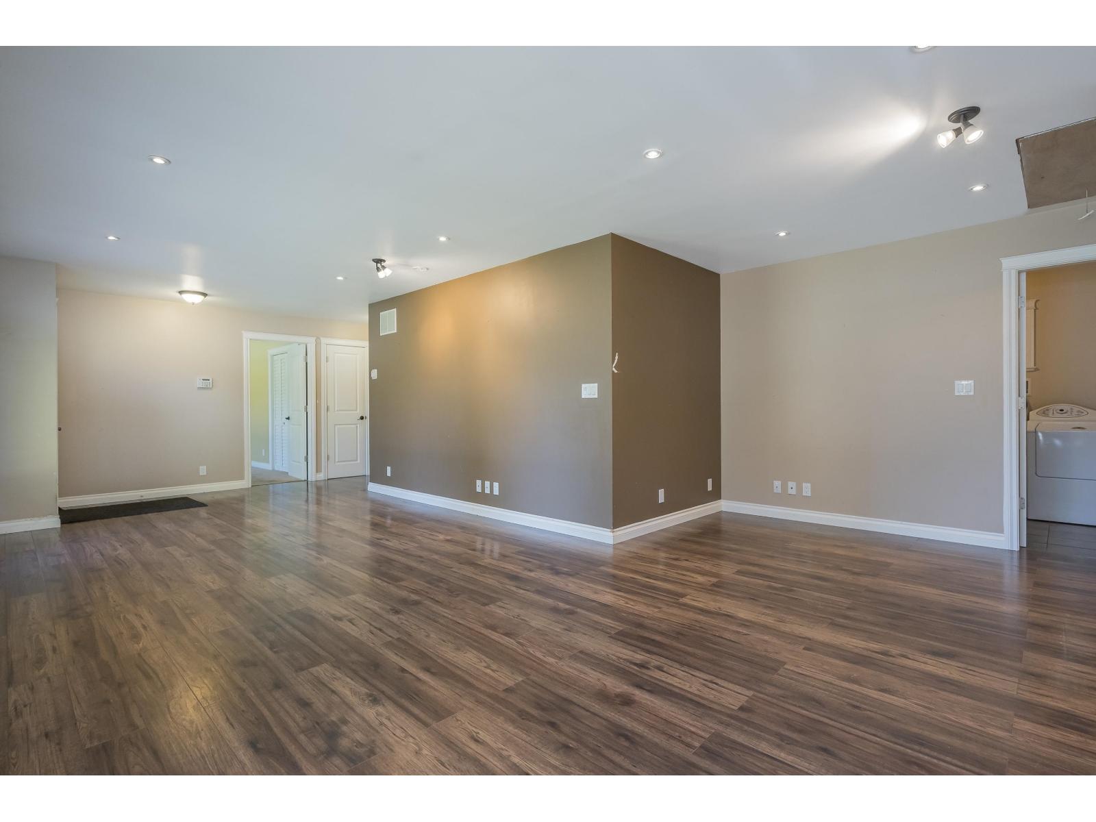 14266 Melrose Drive, Surrey, British Columbia  V3R 5R4 - Photo 11 - R3110312