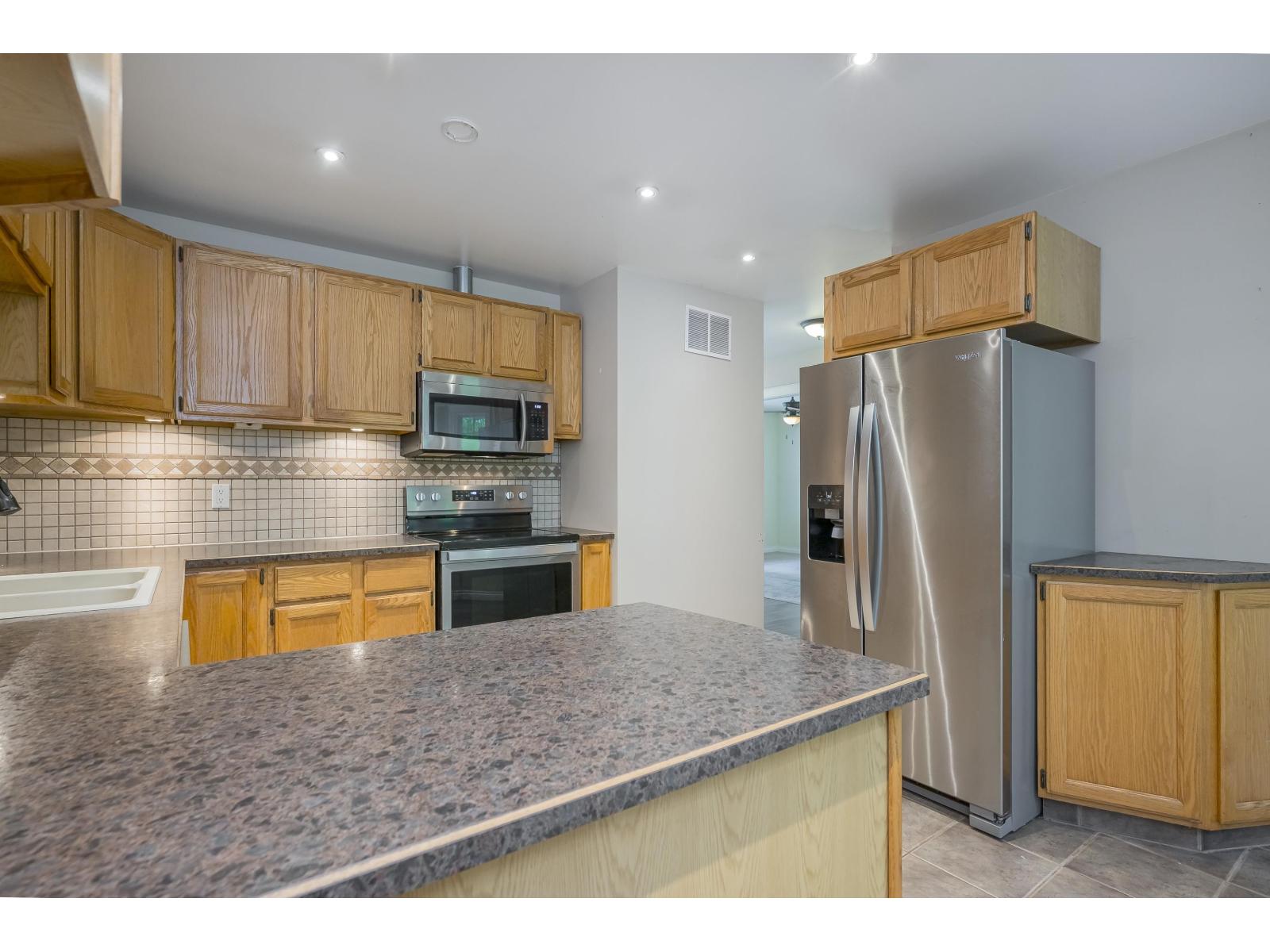 14266 Melrose Drive, Surrey, British Columbia  V3R 5R4 - Photo 13 - R3110312