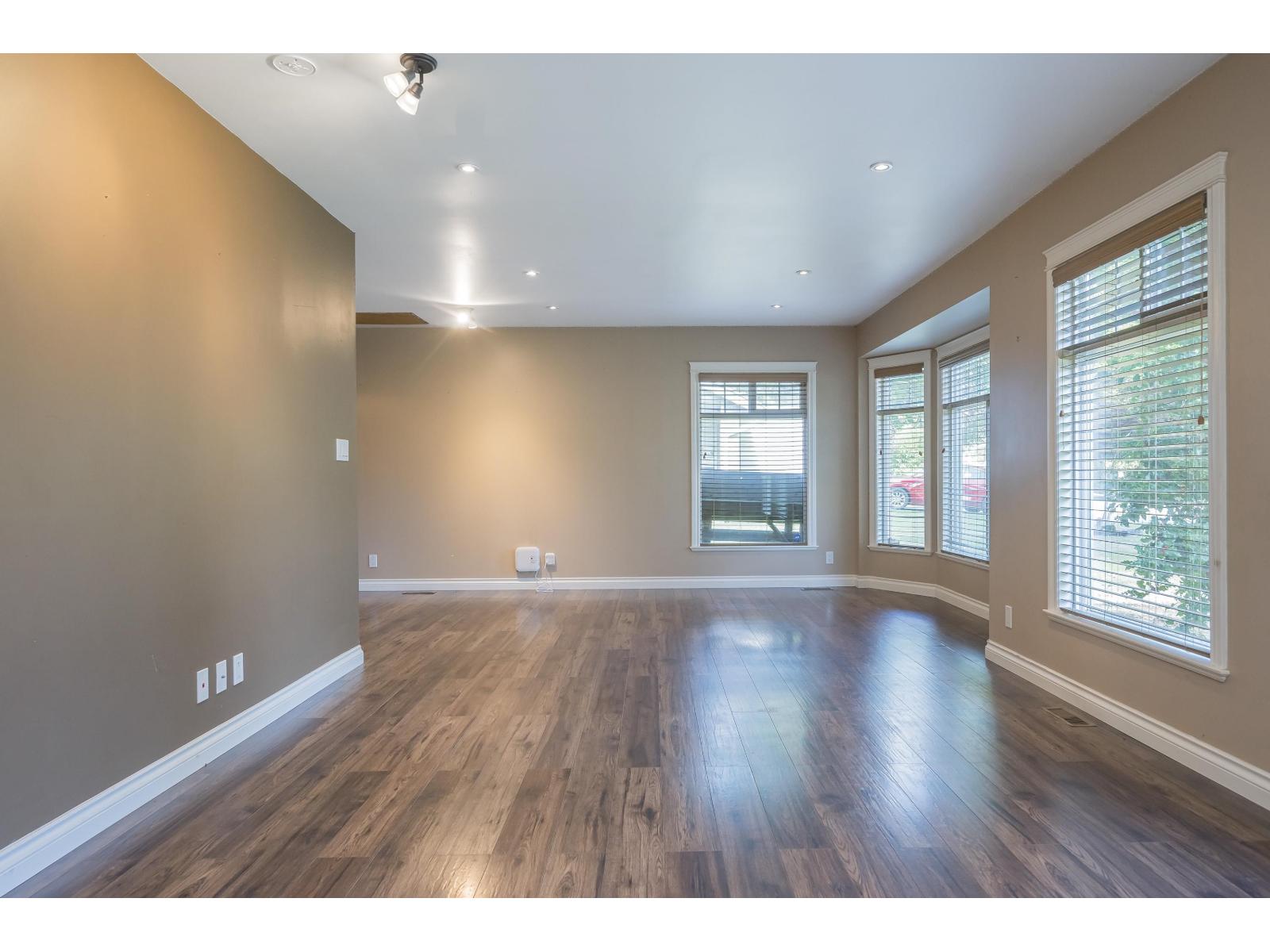 14266 Melrose Drive, Surrey, British Columbia  V3R 5R4 - Photo 8 - R3110312