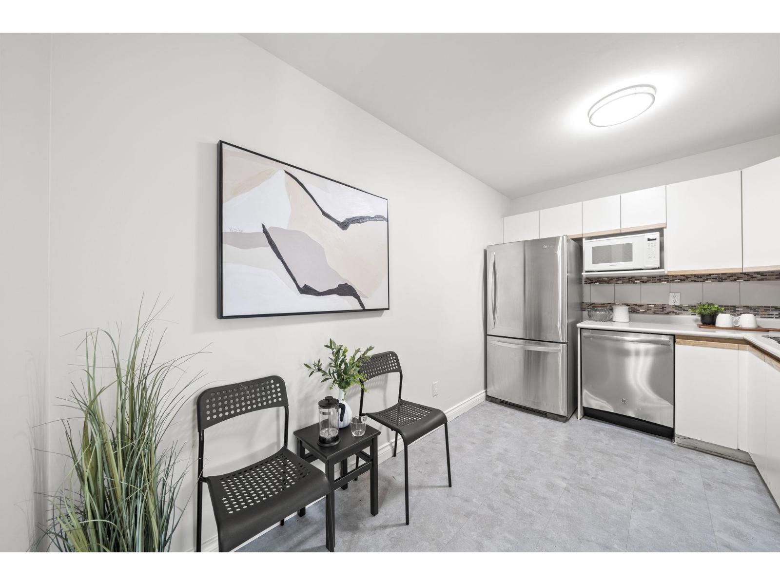 304 15809 Marine Drive, White Rock, British Columbia  V3B 1E7 - Photo 7 - R3172210