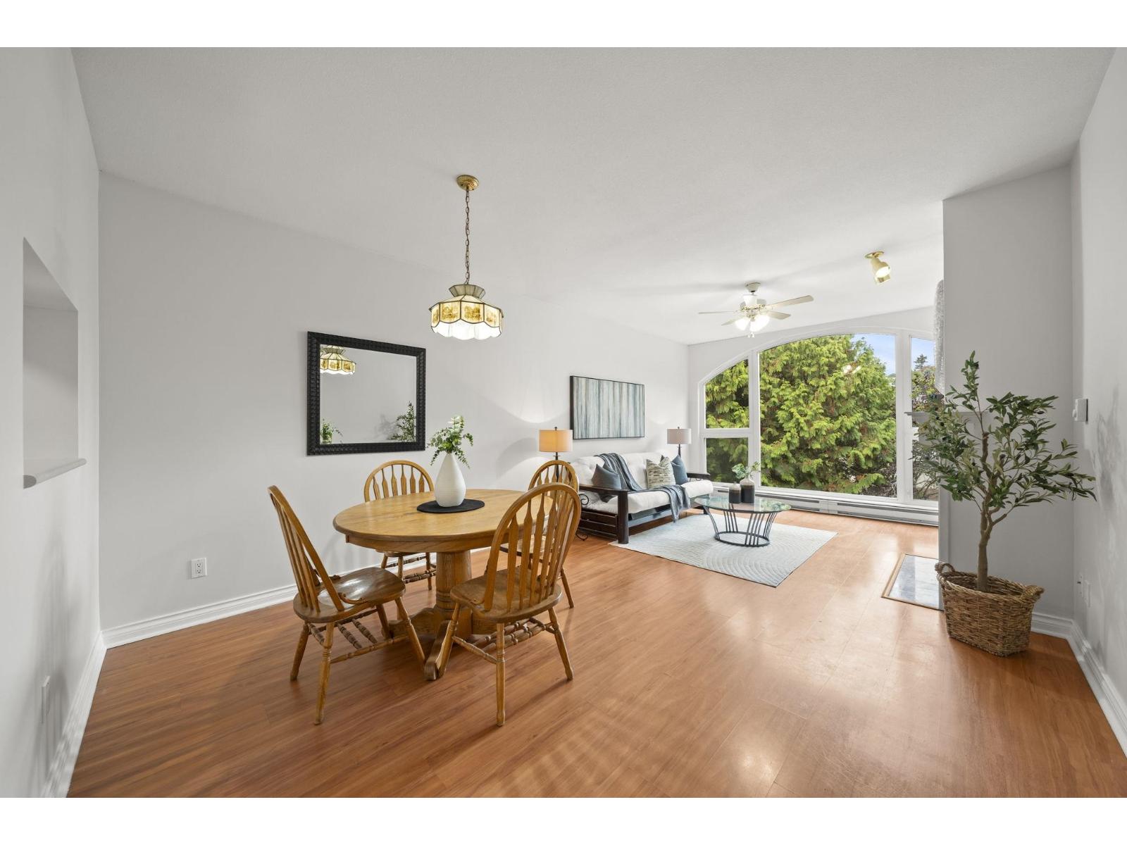 304 15809 Marine Drive, White Rock, British Columbia  V3B 1E7 - Photo 9 - R3172210