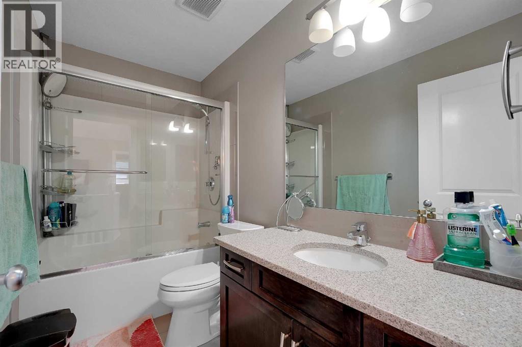 222 Bayside Loop SW, Airdrie, Alberta  T4B 3E5 - Photo 33 - A2350211