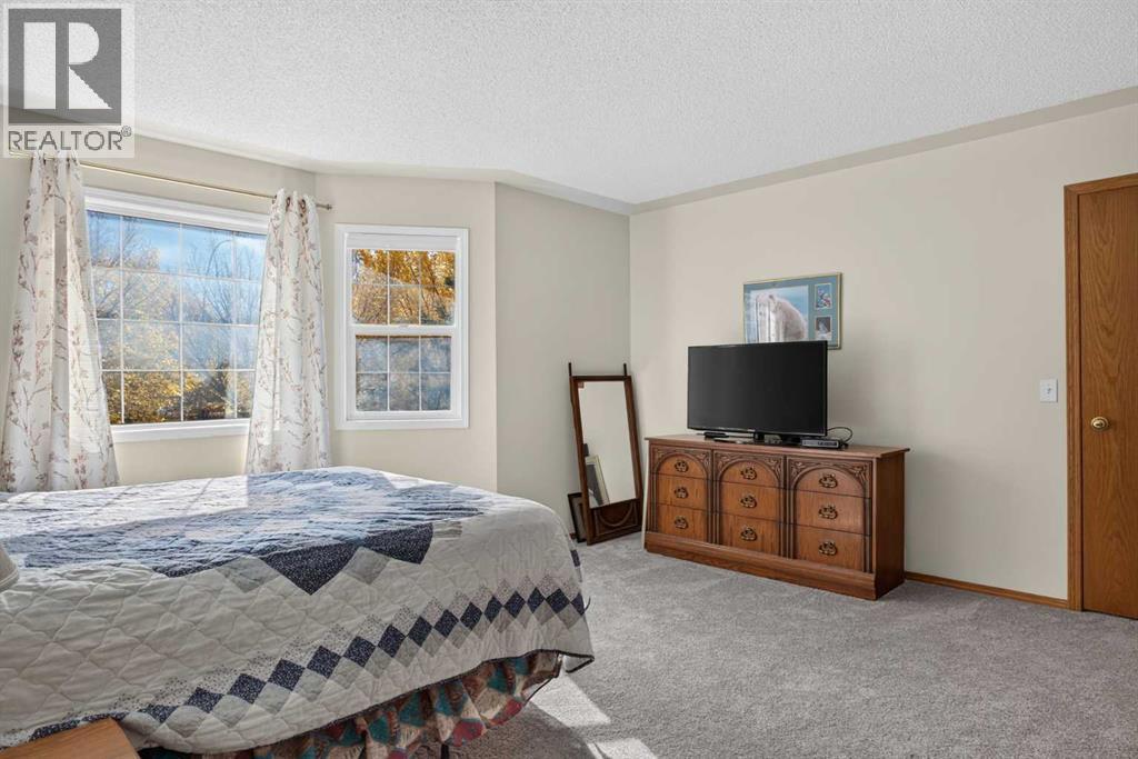302 Mt Mckenzie Gardens Se, Calgary, Alberta  T2Z 2P9 - Photo 24 - A2350458