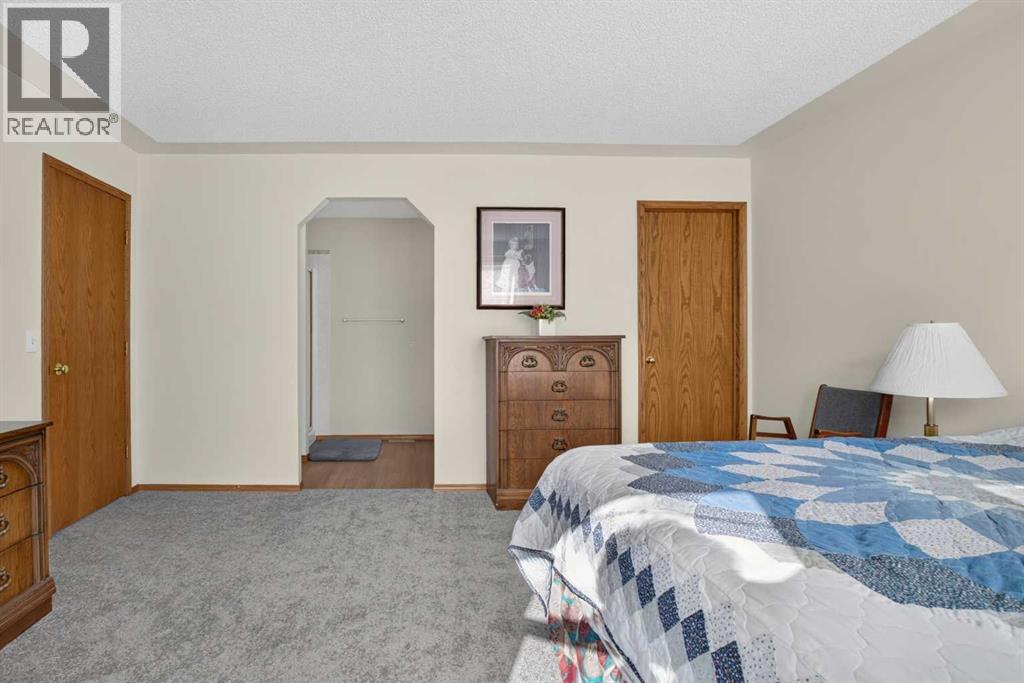 302 Mt Mckenzie Gardens Se, Calgary, Alberta  T2Z 2P9 - Photo 25 - A2350458