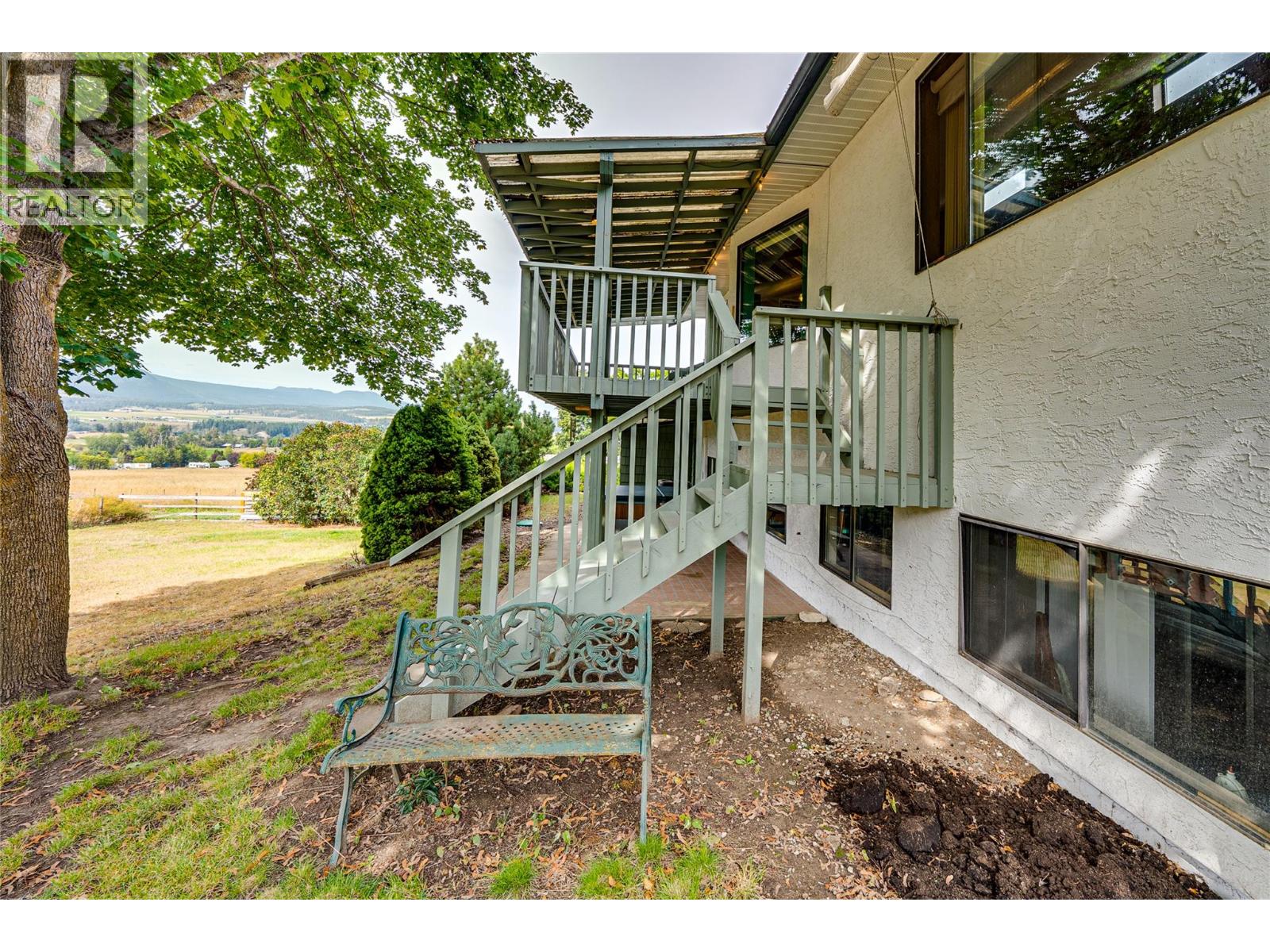 3275 Upper McLeod Road