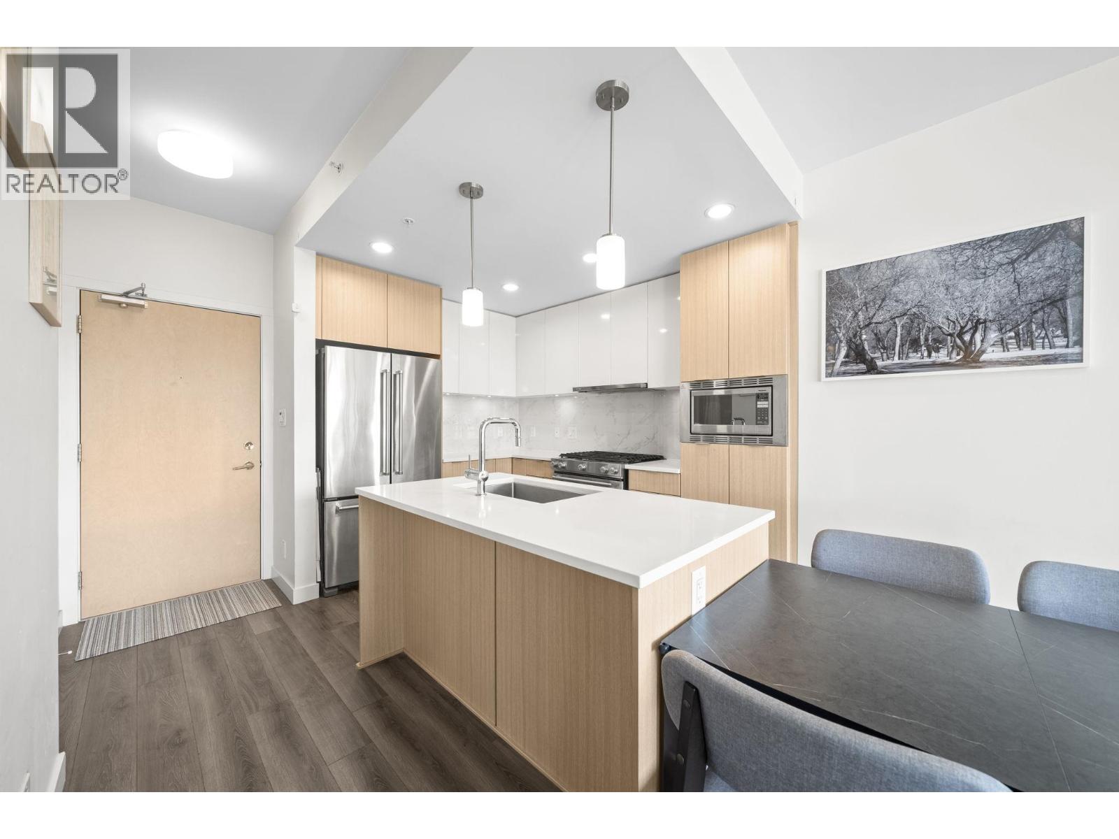 311 2188 MADISON AVENUE