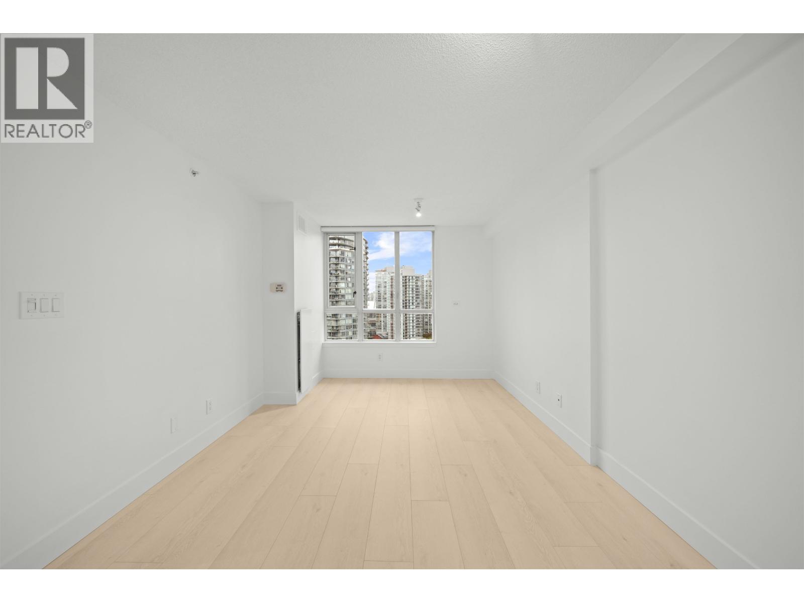 2501 63 KEEFER PLACE