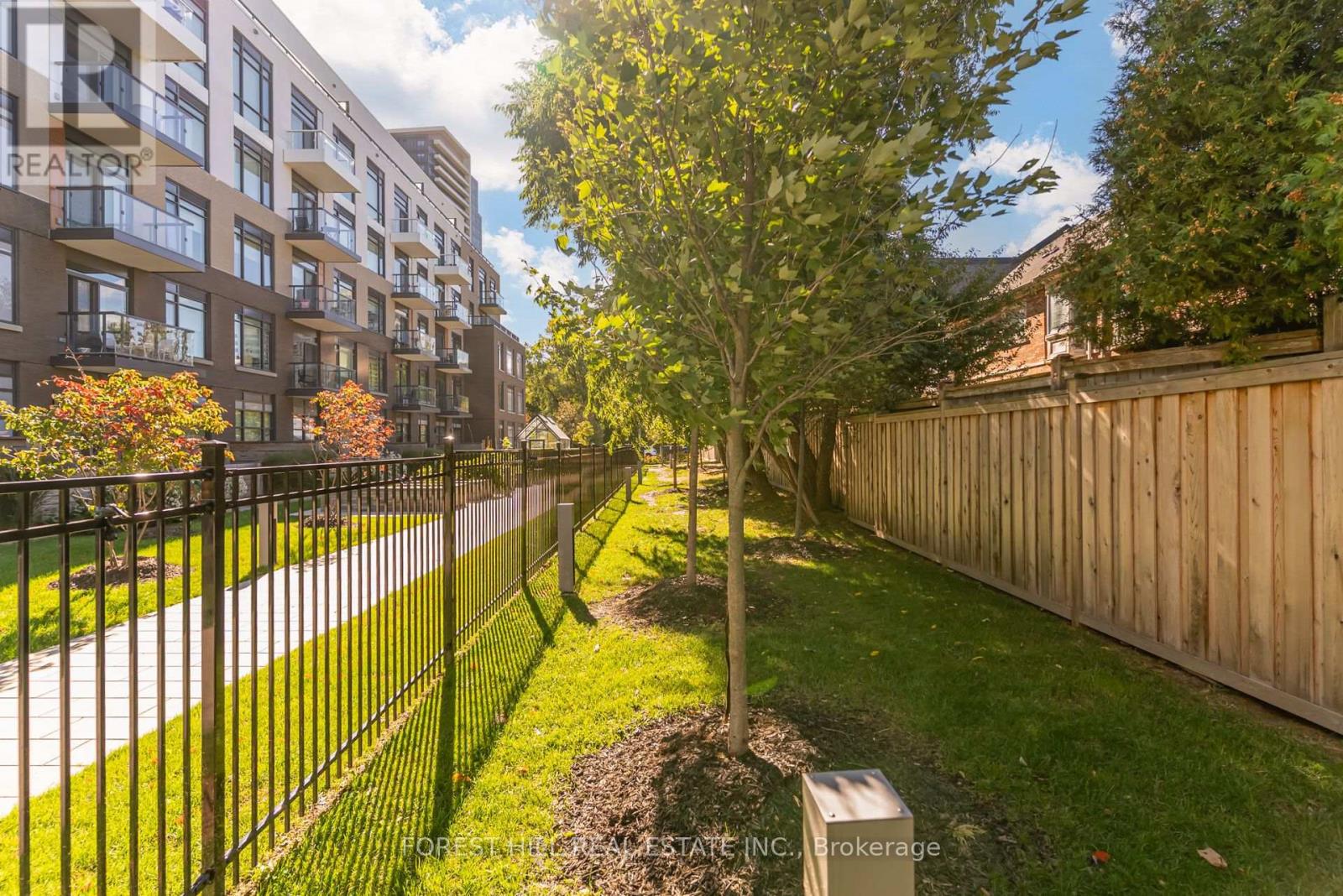 217 - 8 Beverley Glen Boulevard, Vaughan, Ontario  L4J 0L5 - Photo 44 - N13872944