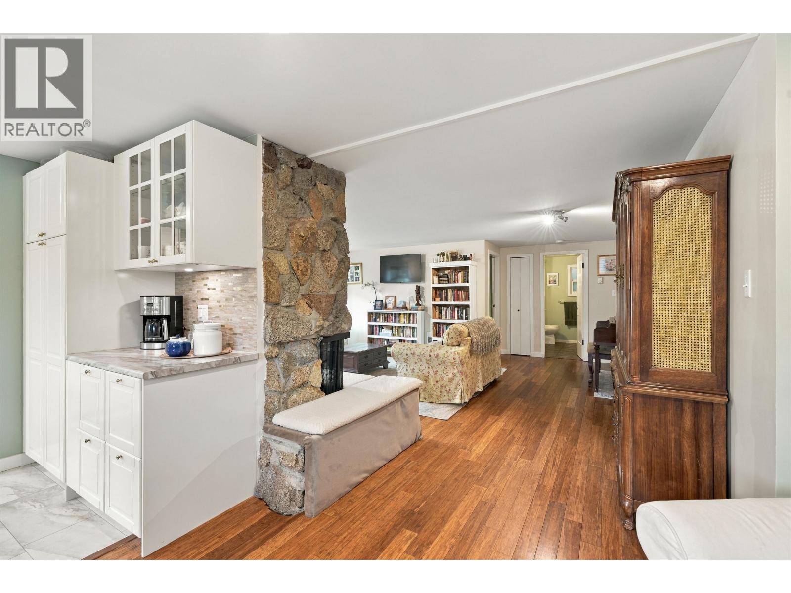 5734 Pebble Crescent, Sechelt, British Columbia  V0N 3A0 - Photo 22 - R3173378