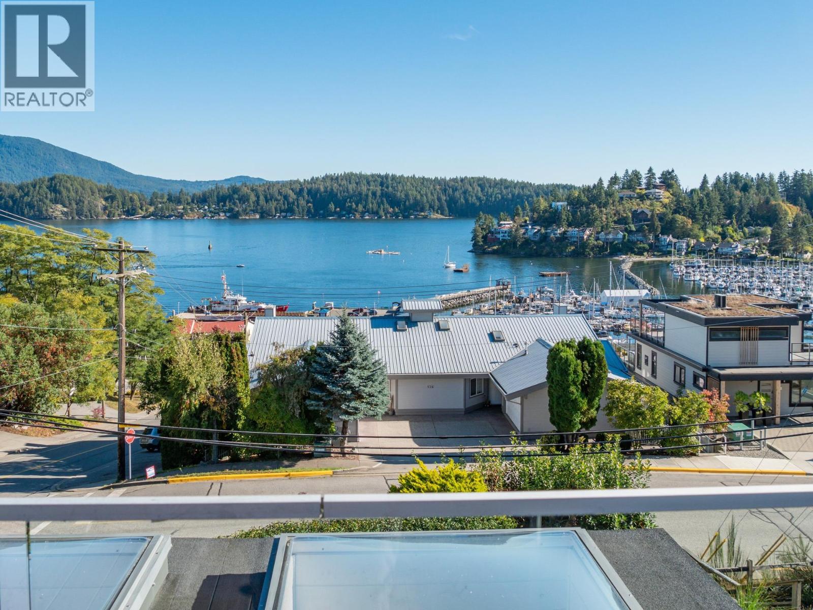 531 S Fletcher Road, Gibsons, British Columbia  V0N 1V9 - Photo 33 - R3173402