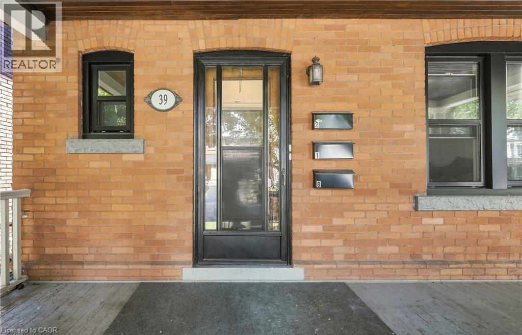 39 Garfield Avenue S Unit# 1, Hamilton, Ontario  L8M 2R9 - Photo 2 - 40869639