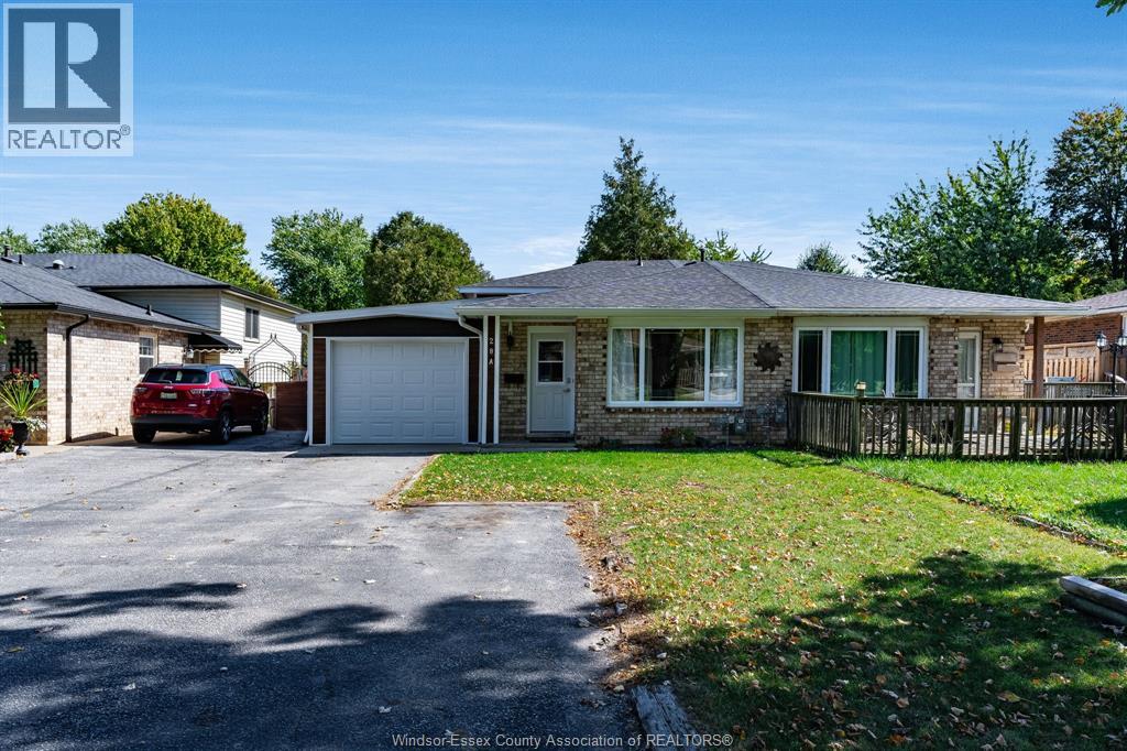 28 Donald Avenue, Leamington, Ontario  N8H 4J3 - Photo 1 - 26024781