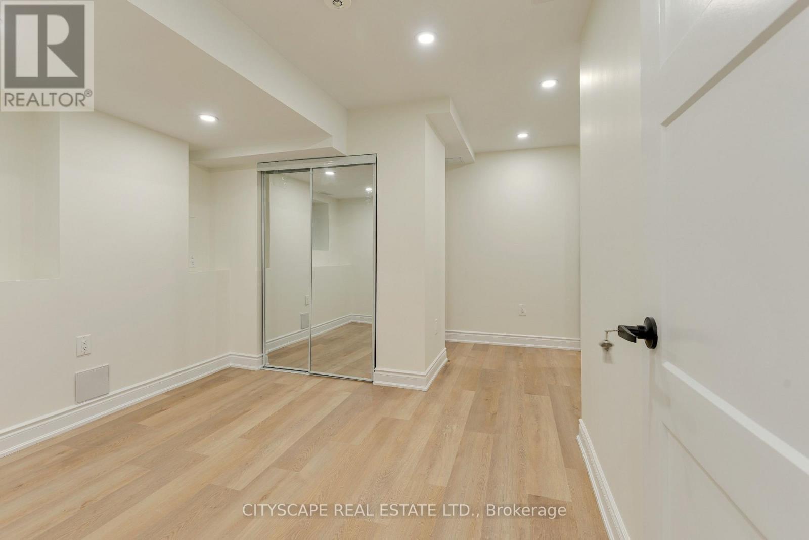 Bsmt - 5623 Longboat Avenue, Mississauga, Ontario L5M 7E5 - Photo 16 - W13872990