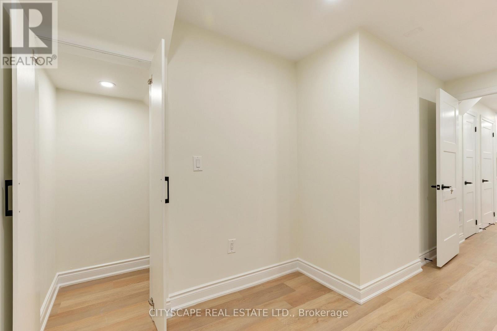 Bsmt - 5623 Longboat Avenue, Mississauga, Ontario L5M 7E5 - Photo 19 - W13872990