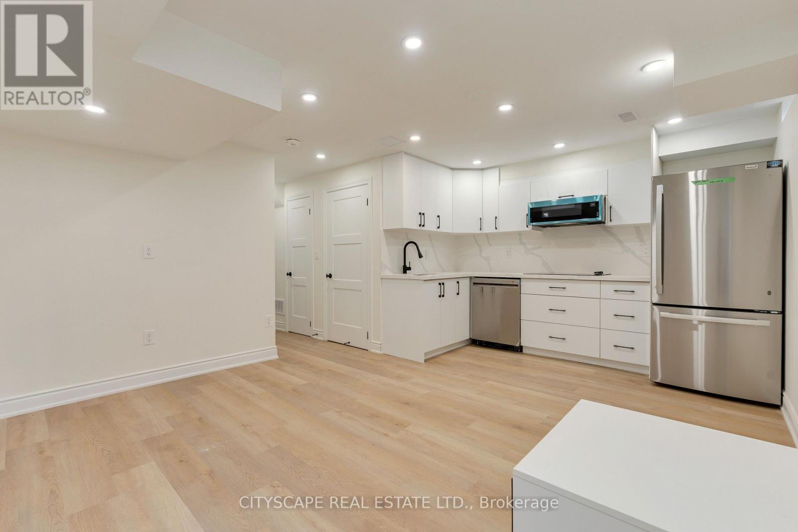 Bsmt - 5623 Longboat Avenue, Mississauga, Ontario L5M 7E5 - Photo 9 - W13872990
