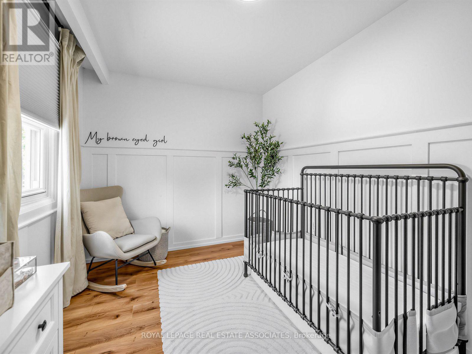 36 Jodphur Avenue, Toronto, Ontario  M9M 2J4 - Photo 21 - W13873042