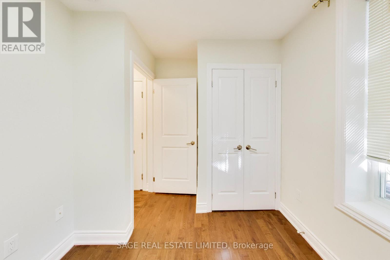 Main - 32 Castleton Avenue, Toronto, Ontario  M6N 3Z5 - Photo 13 - W13873048