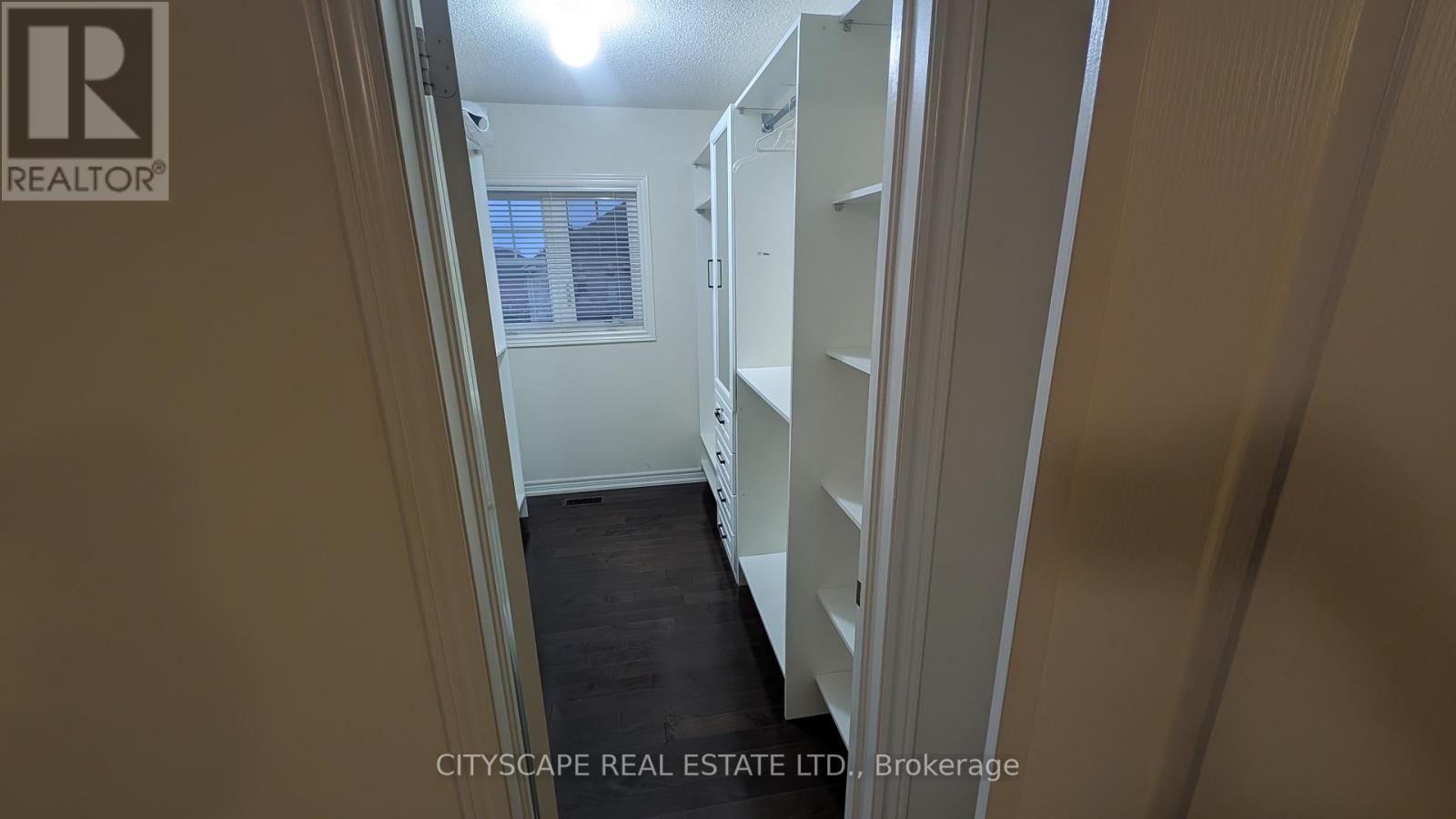 5567 Oscar Peterson Boulevard, Mississauga, Ontario  L5M 0V6 - Photo 16 - W13873058