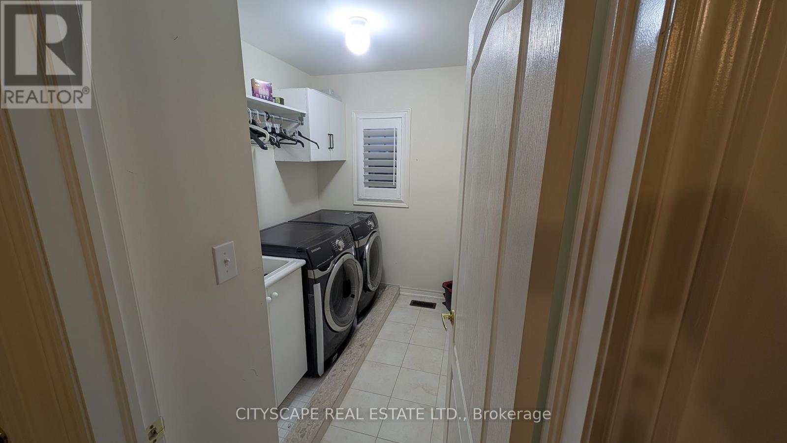5567 Oscar Peterson Boulevard, Mississauga, Ontario  L5M 0V6 - Photo 19 - W13873058