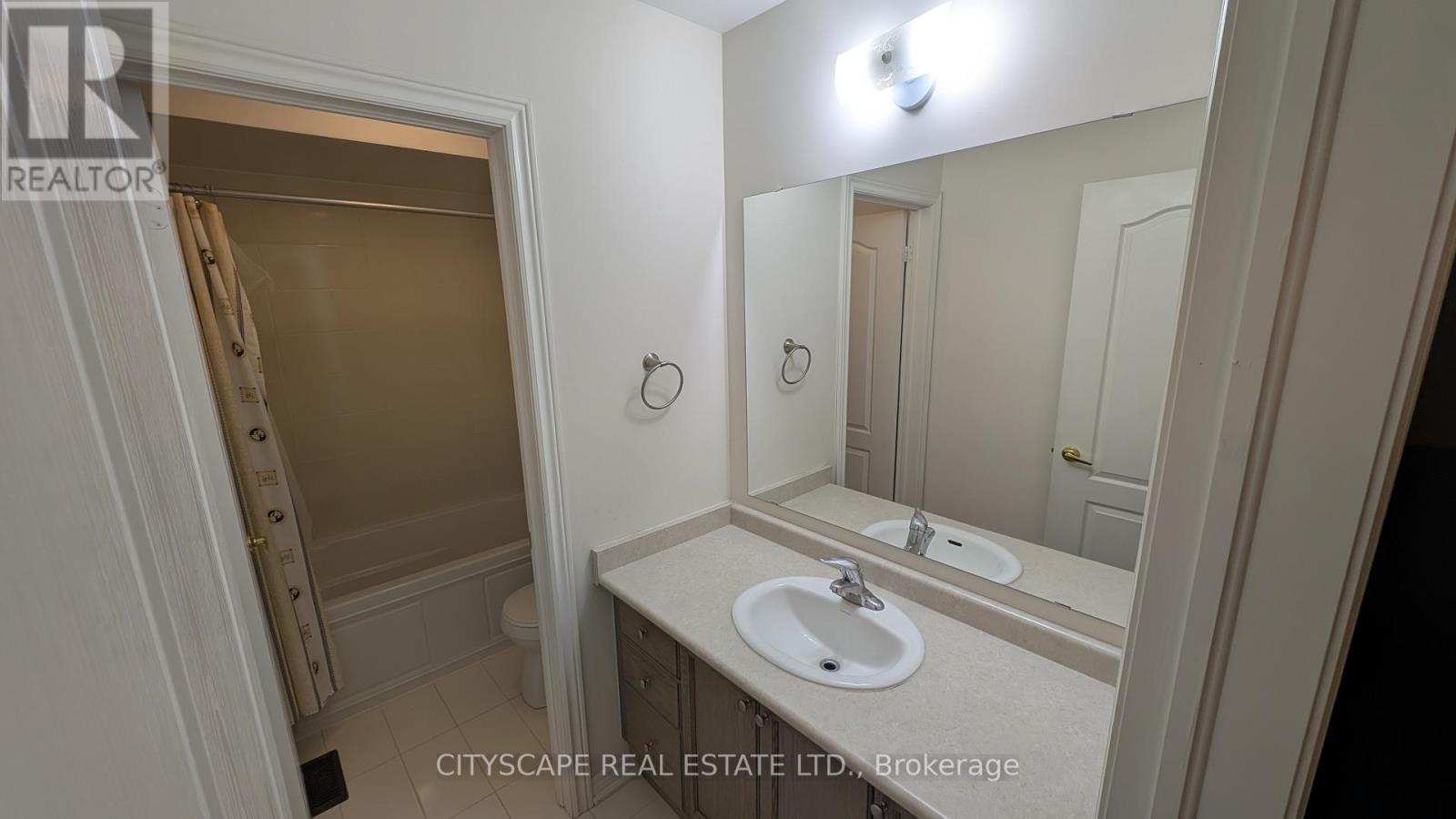 5567 Oscar Peterson Boulevard, Mississauga, Ontario  L5M 0V6 - Photo 22 - W13873058