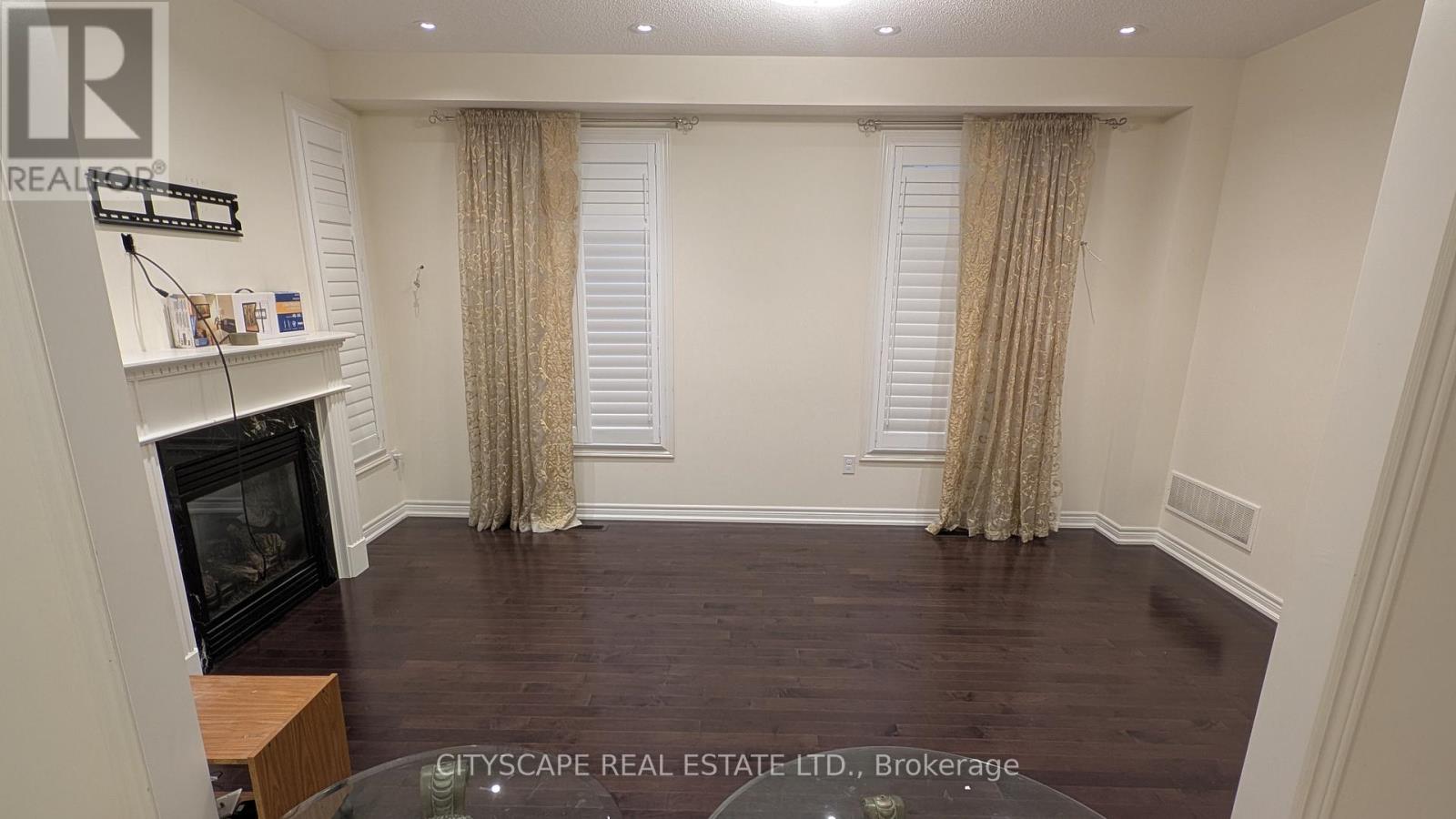 5567 Oscar Peterson Boulevard, Mississauga, Ontario  L5M 0V6 - Photo 9 - W13873058