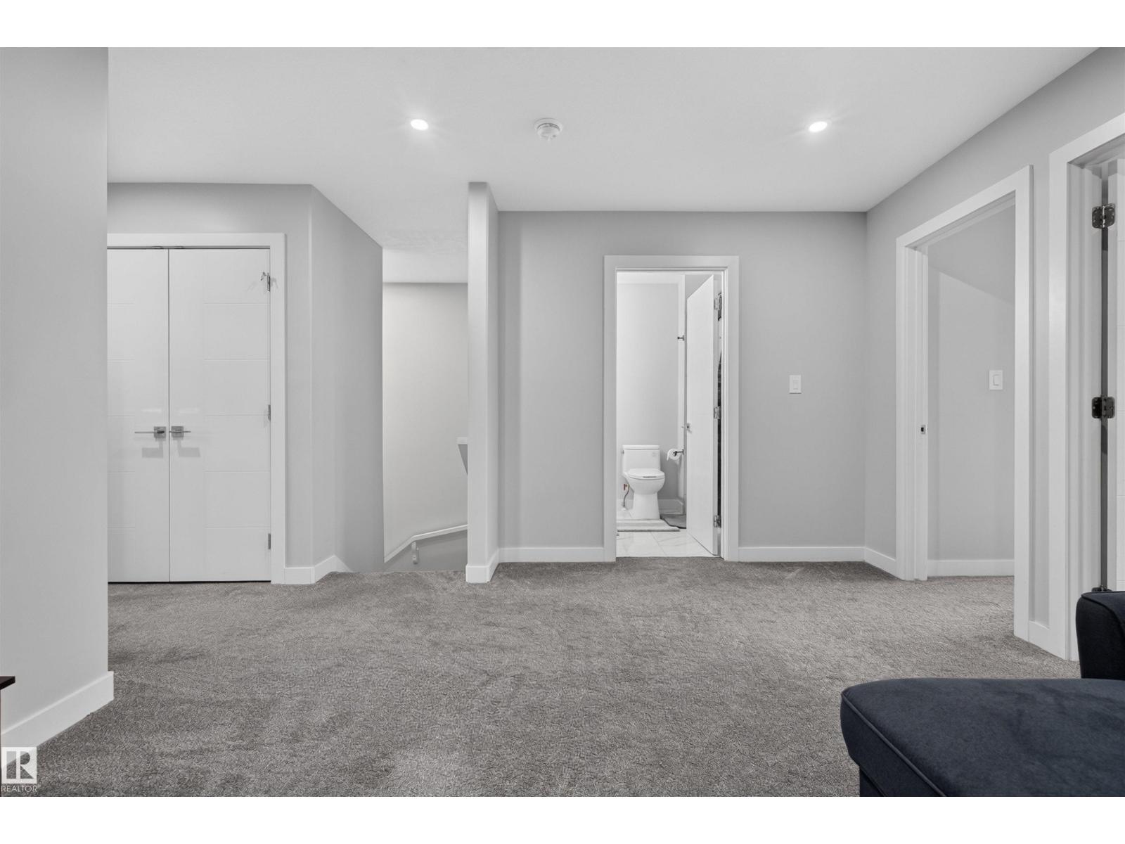 452 ROBERTS CR