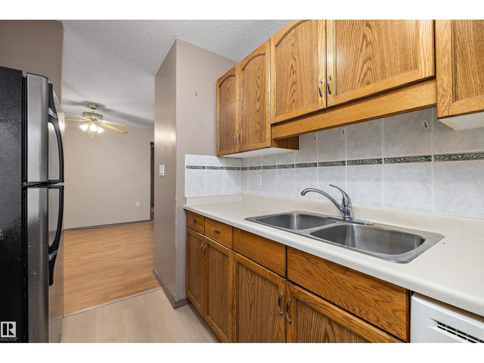 #208 15503 106 ST NW
