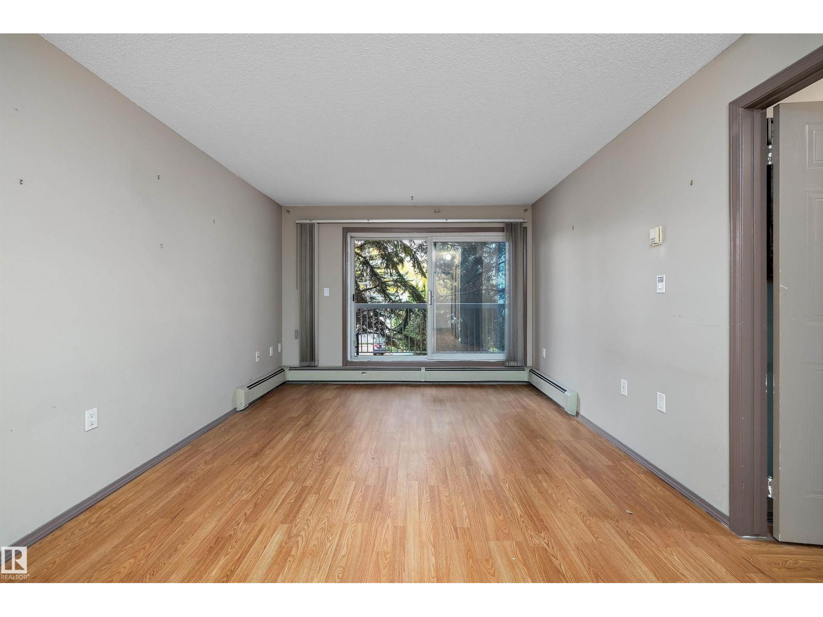 #208 15503 106 ST NW