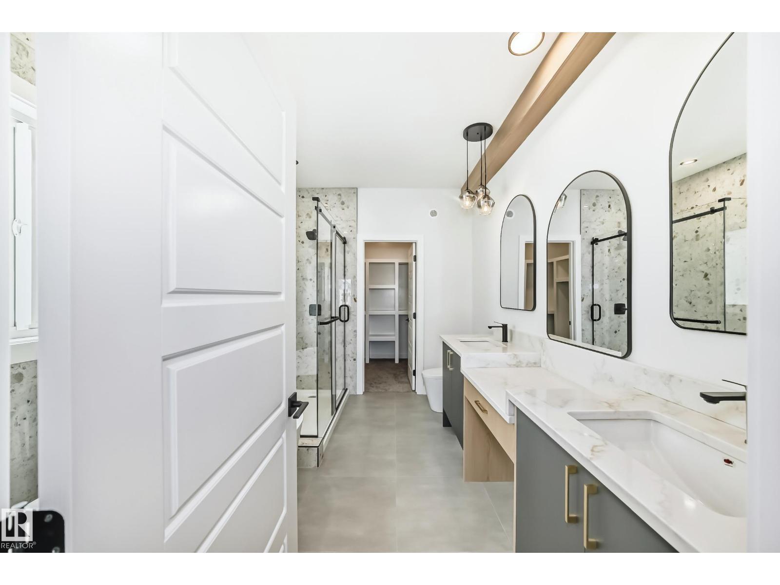 341 ROBERTS WD
