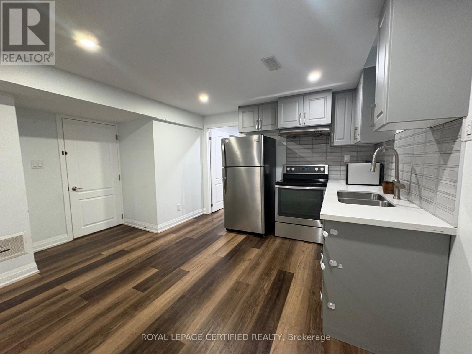 Bsmt - 6278 Lavery Court, Mississauga, Ontario  L5N 3G2 - Photo 3 - W13872482