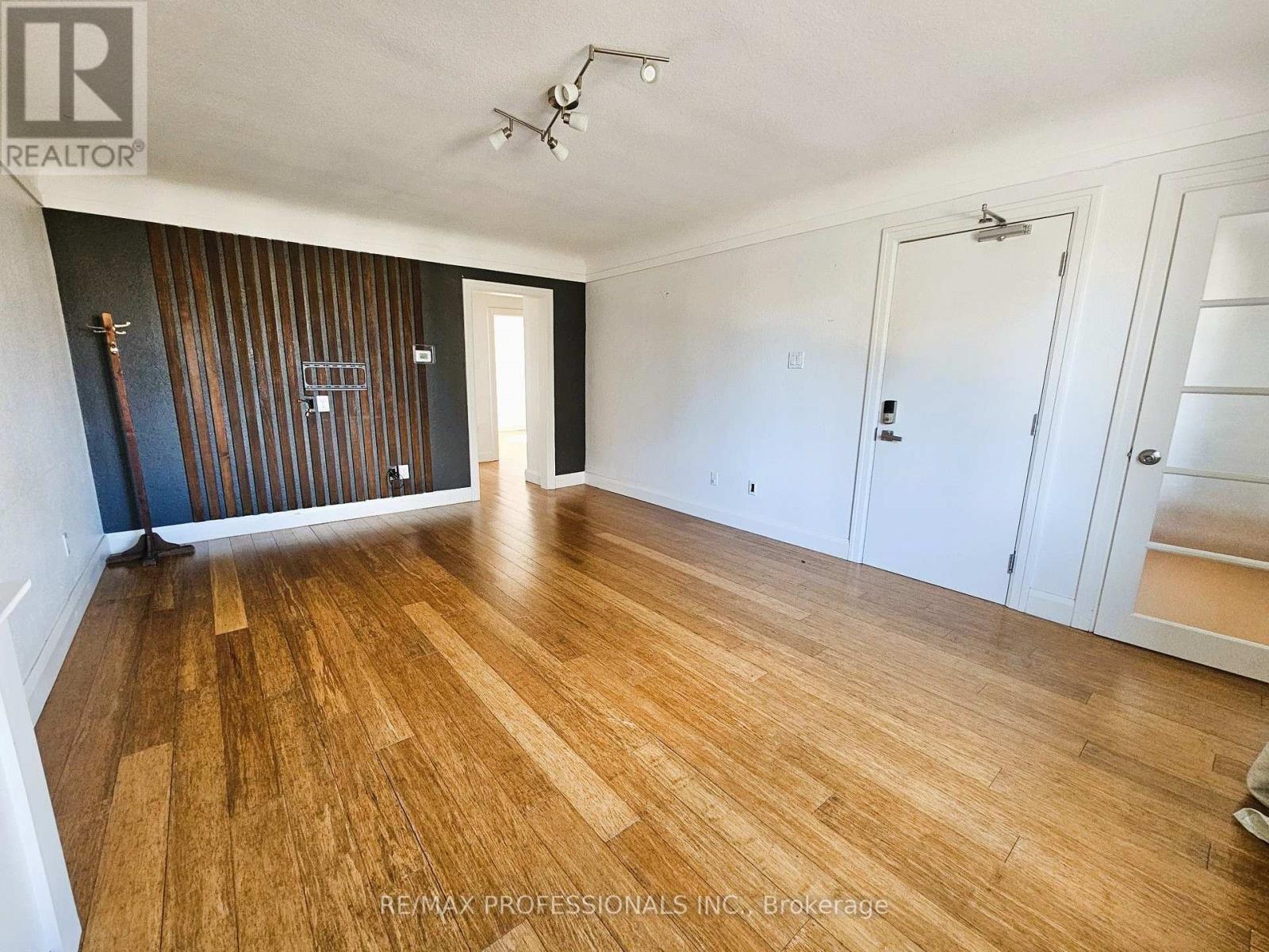 A-Upper - 119 Erb Street E, Waterloo, Ontario  N2J 1M1 - Photo 4 - X13872946