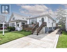 LOWER - 9 EAST 33RD STREET, Hamilton, Ontario